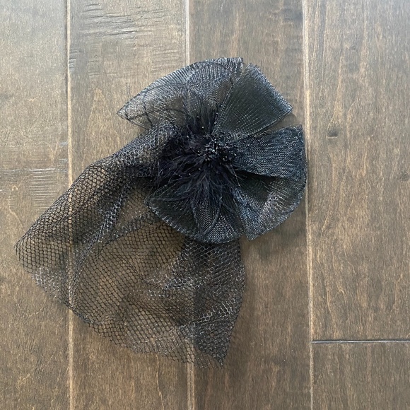 Accessories - Assorted Costume Hair Accessories